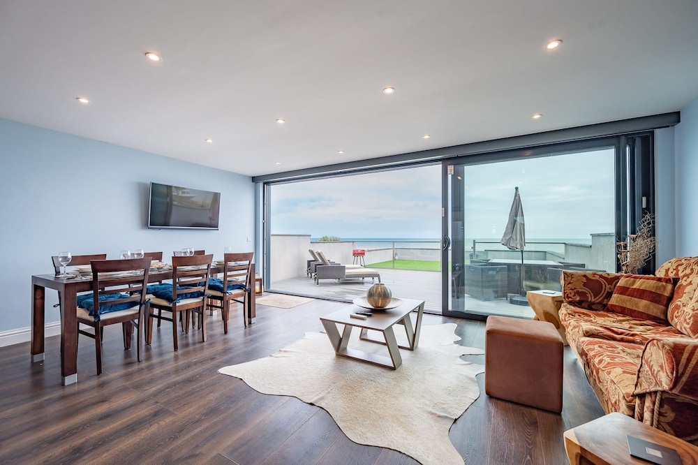 Beach View Breeze