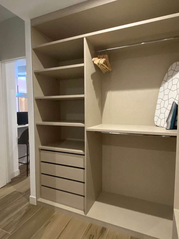 w Amazing 2BR With Terrace in Chueca