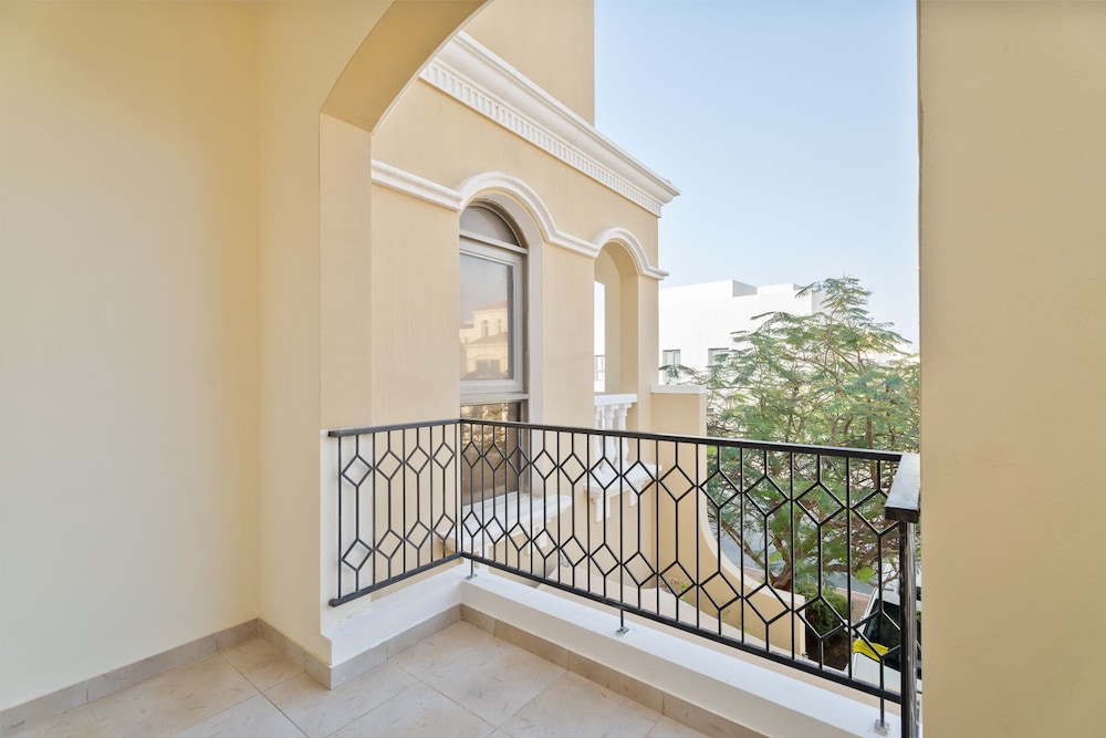 Nasma Holiday Homes - Al Hamra Village