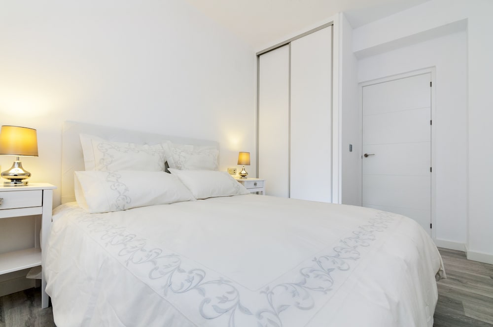 Genteel Home Amira view 2