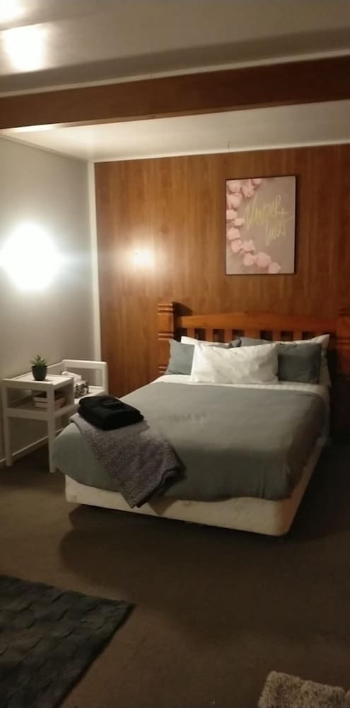 Mineral Park Motel