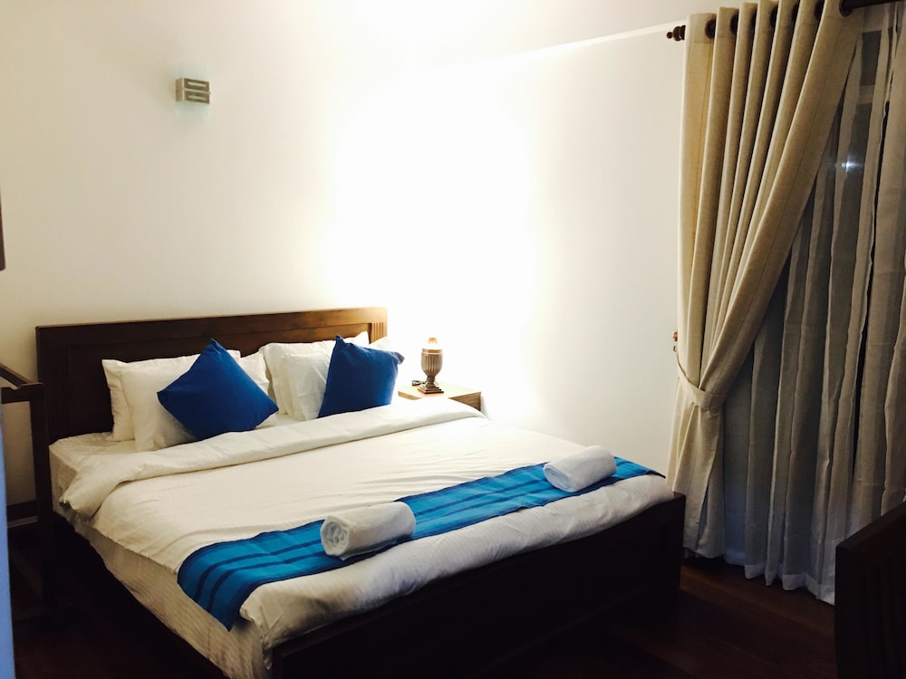 Grand View Apartments