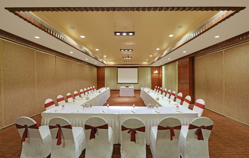 meeting & event spaces