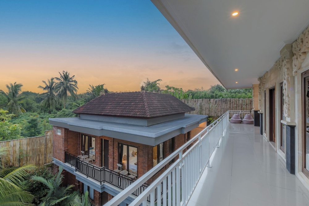 Hanaka Riverside Ubud