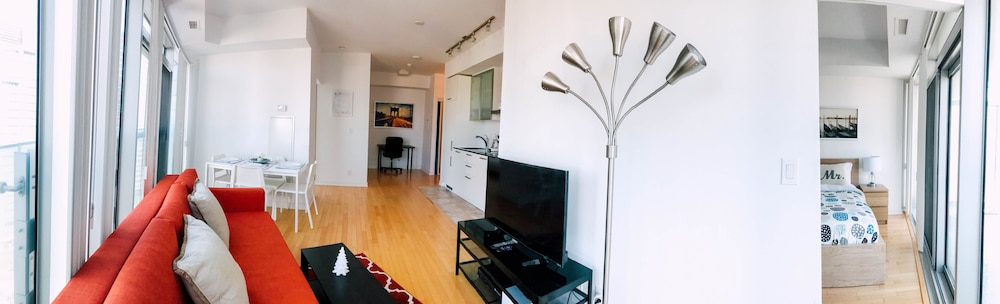 Sarkar Suites - Entertainment District