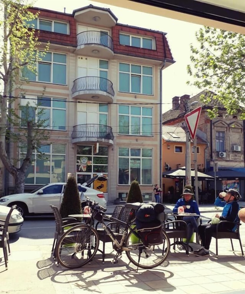 Photo 44