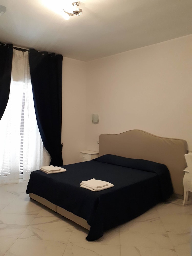 Colosseo Rooms Imperial Rome