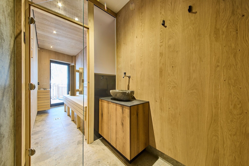 MiLa Apartments