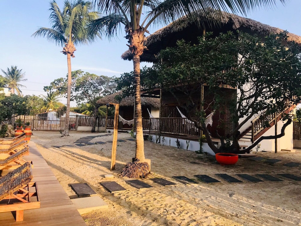 Unusual Accommodation With Pool not far From the Beach - by Feelluxuryholidays