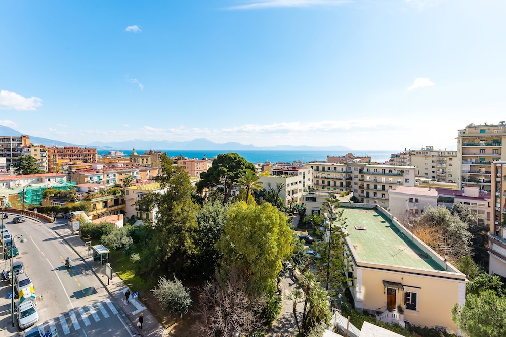 V. Emanuele apts by Wonderful Italy