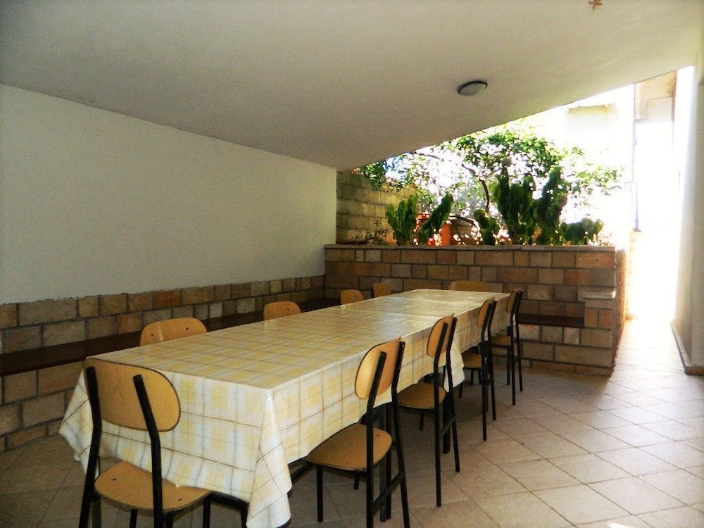 House Fani view 3