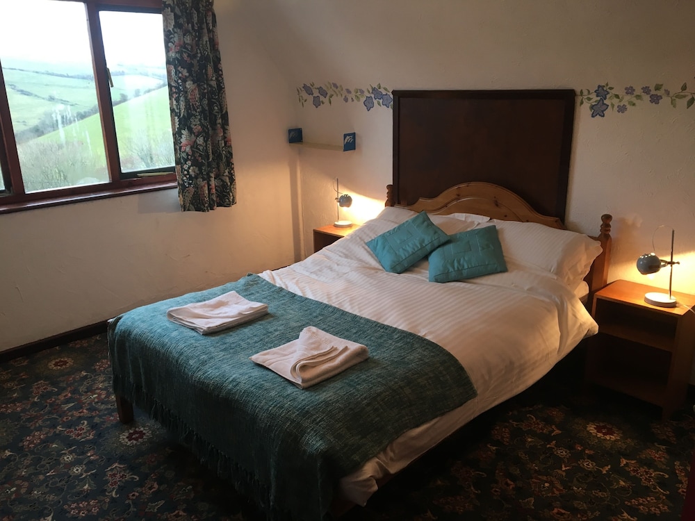 Wringford Cottages