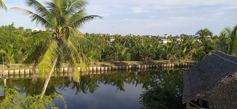 Lakeview Villa Homestay Hoi An