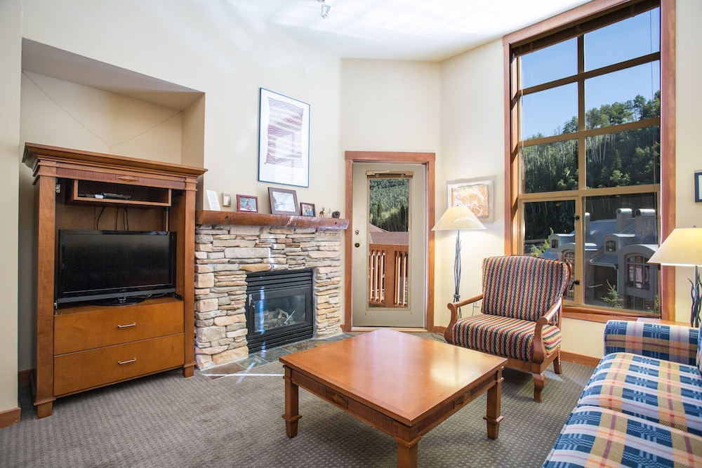 One Bedroom Condos at Powderhorn Lodge - Solitude UT