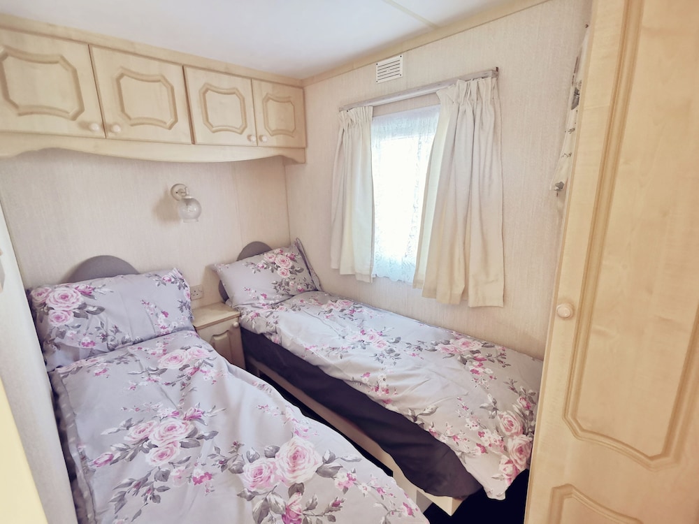 Plum 3 Coral Beach Ingoldmells 2 bed 6 Berth