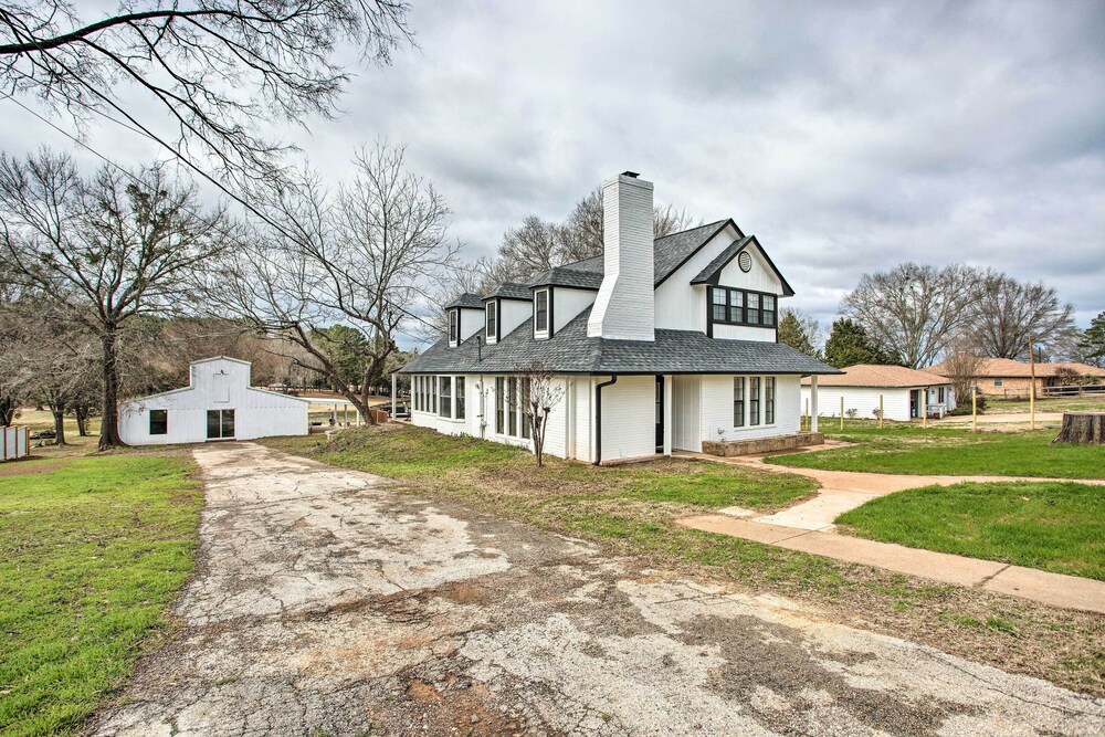 Lakefront Frankston Home w/ Guest Studio! - Property Image 19