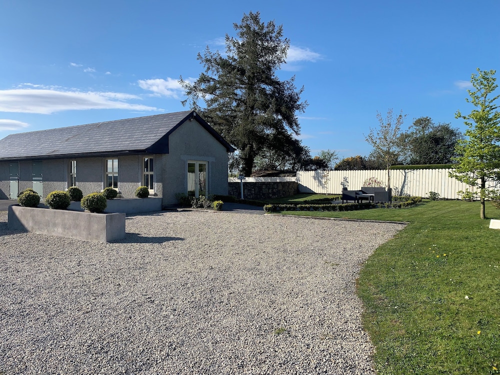The Lodge - Rural Tipperary Bordering Kilkenny view 3