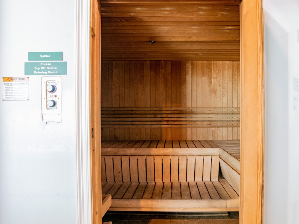 Crystal Shores West by Southern Vacation Rentals