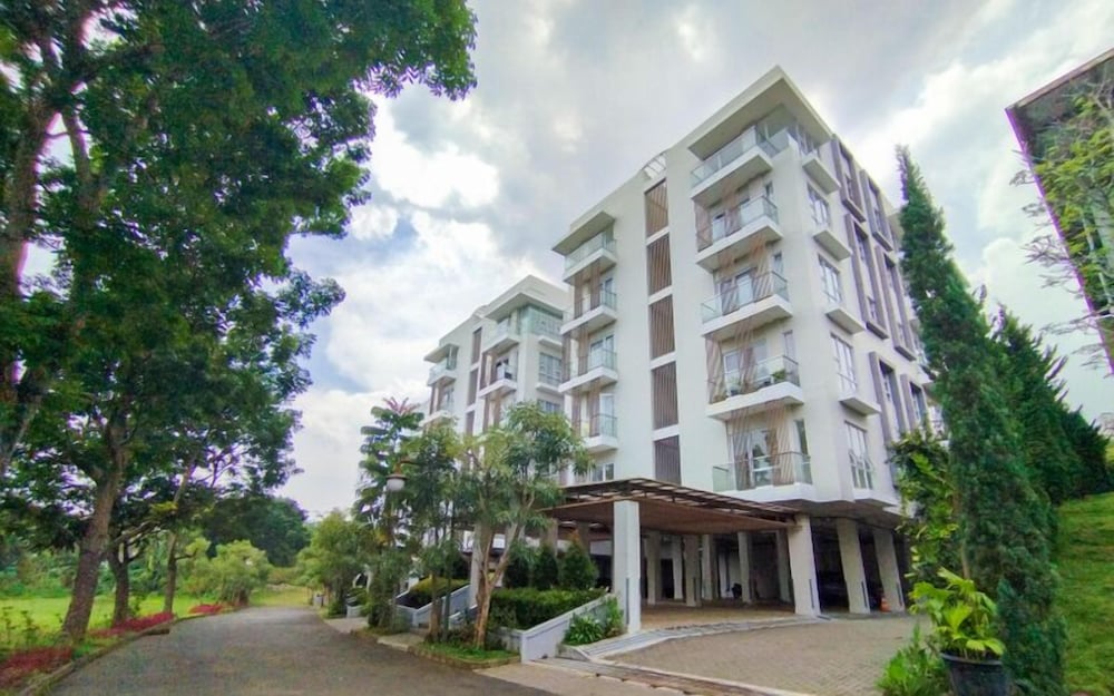 Cocoa Nest 3Br At Pine Tree Resort Condominium Apartment