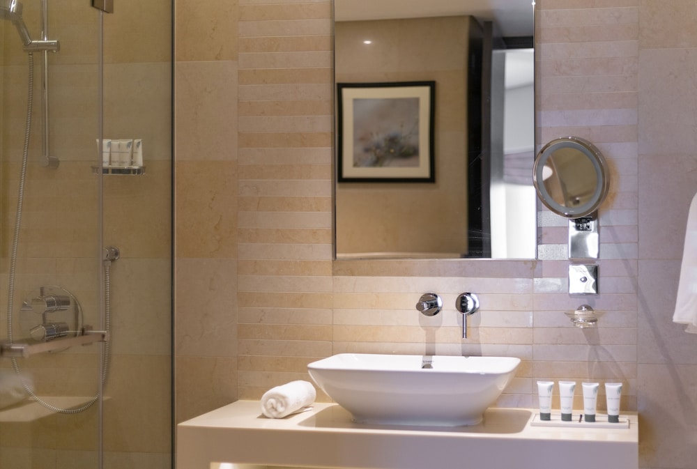 Manzil-Lux 1BR Apt near top attractions