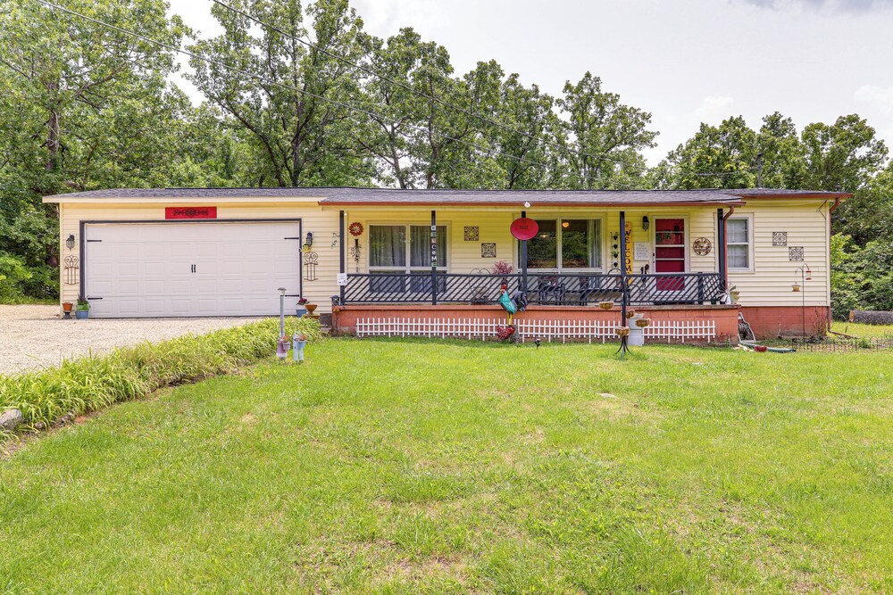 < 1/2 Mi to Lake: Secluded Gem in Cherokee Village