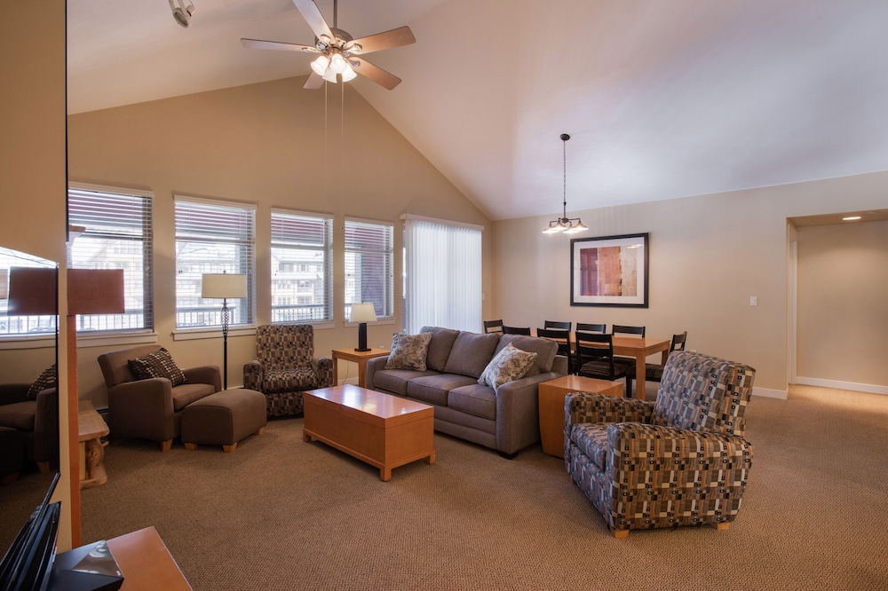 Fraser Crossing/Founders Pointe, Condo 2 bedroom w/ Gondola Access (Value Rated Condo 3402) - Property Image 21
