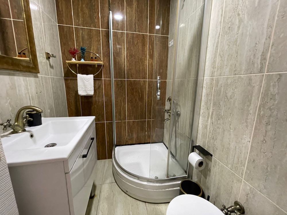 Moda Suit - Image 101