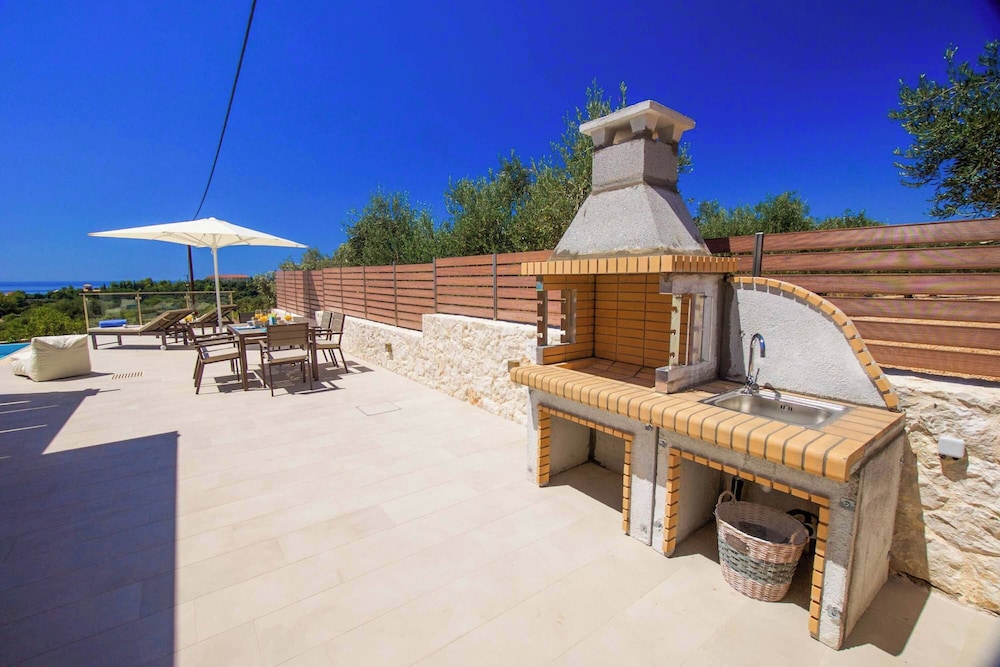 Villa Pangea Kalli