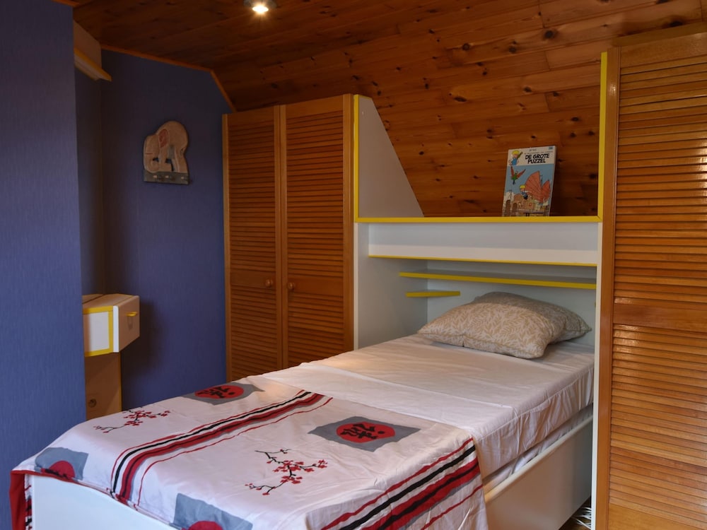 Family Home Close to the Beach view 5