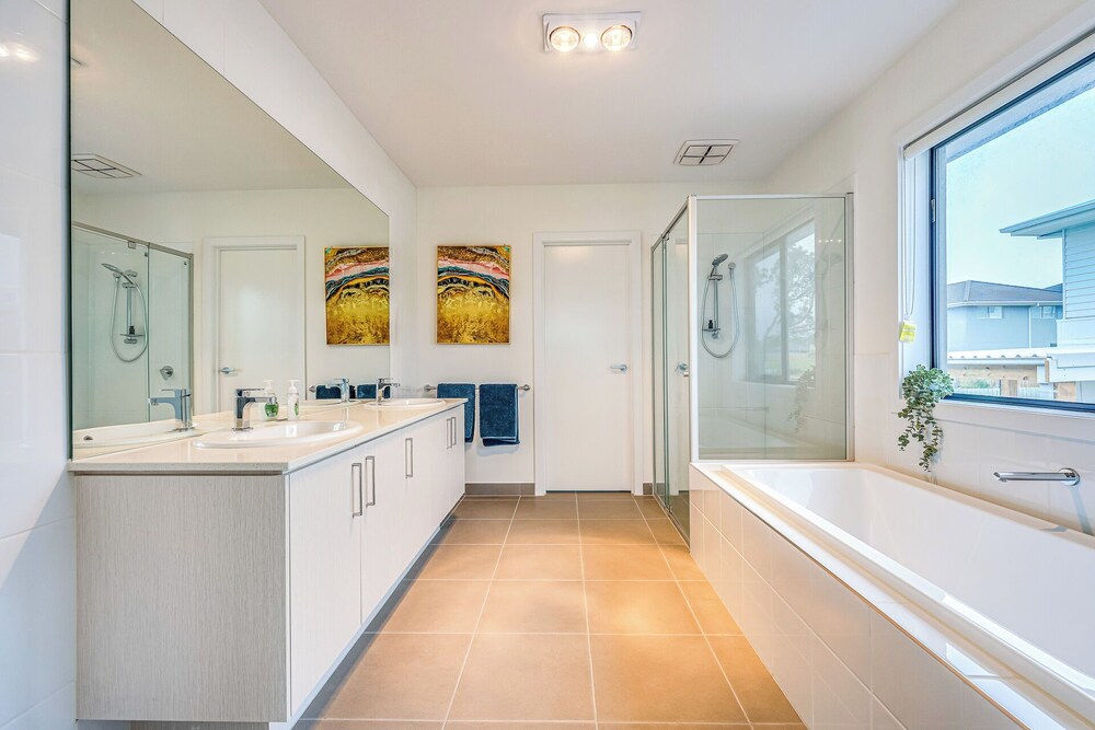 StayAU 5BR Family Getaway GreaterGeelong in Duneed