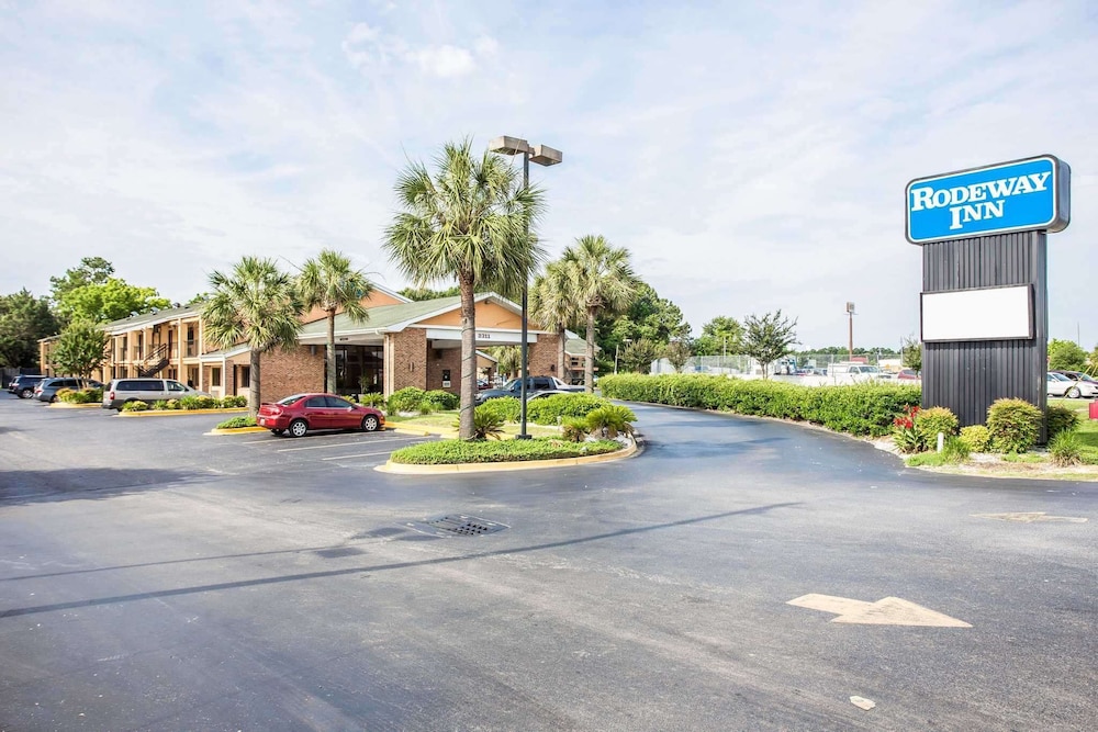 Rodeway Inn North Charleston - Ashley Phosphate view 3