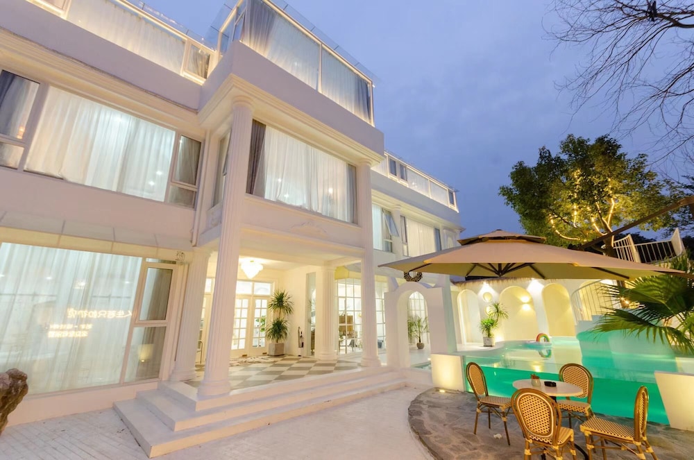 Shanghai Ruochu Designer Guesthouse-Near Shanghai Pudong Airport & Disneyland