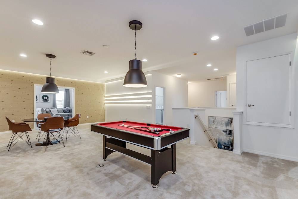 14 Bdrm 11 Bath Villa For 30 - Image 3