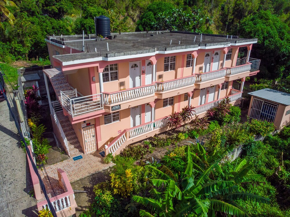 Louislyn Apartments view 3