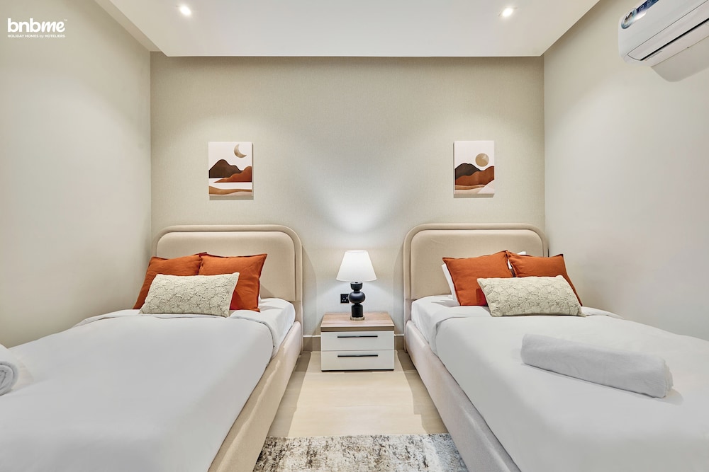 bnbmehomes- Stay nr Granada Mall-32B4