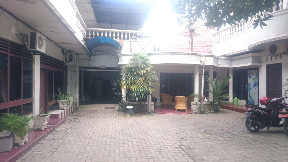 Rumah Singgah Keluarga view 2