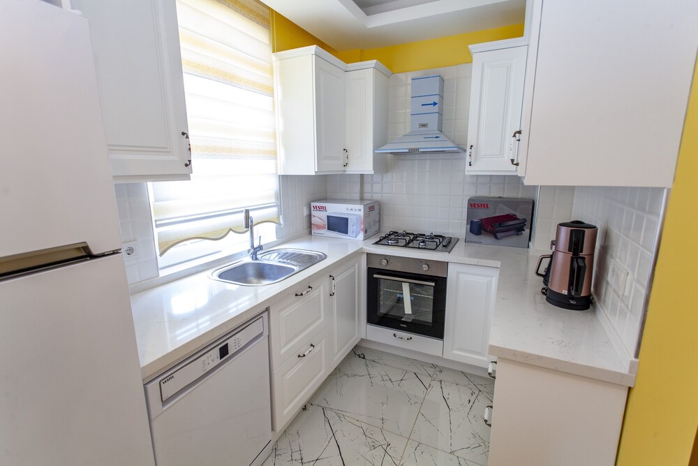 Yellow Villa Marmaris Daily Weekly Rental view 2