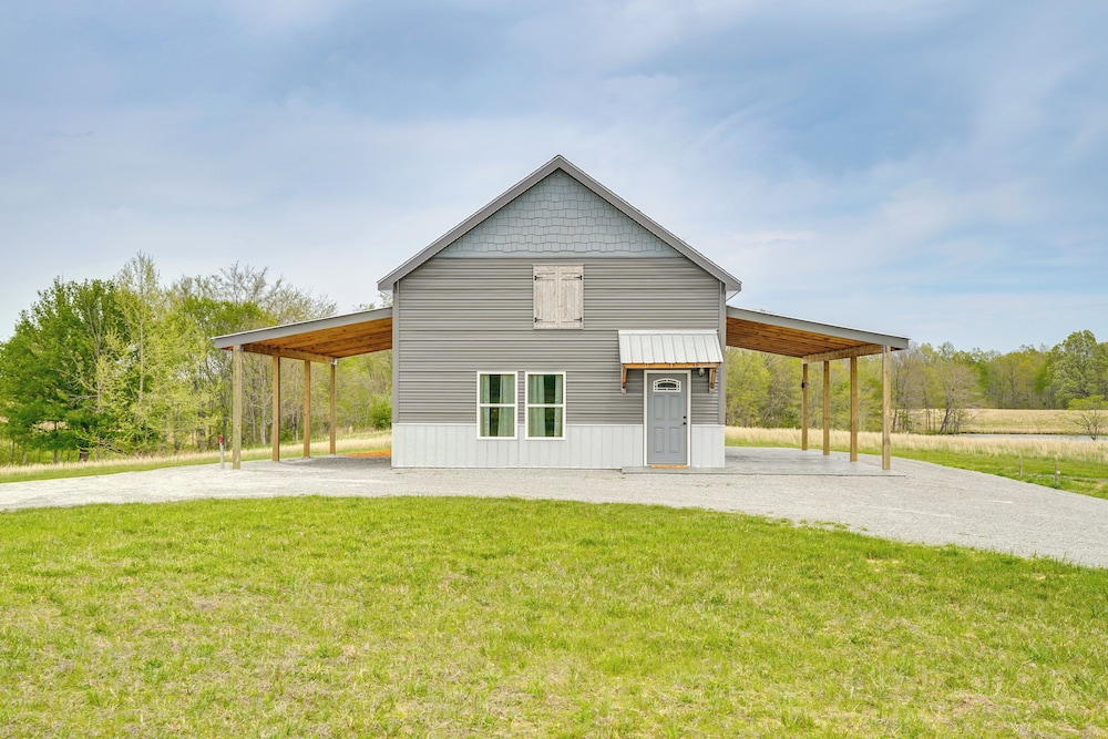 5 Mi to Lake Barkley: Secluded Retreat in Kuttawa