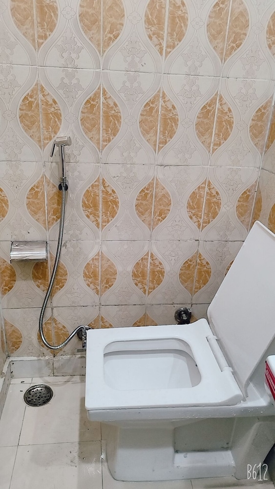 Shraddha Hotel