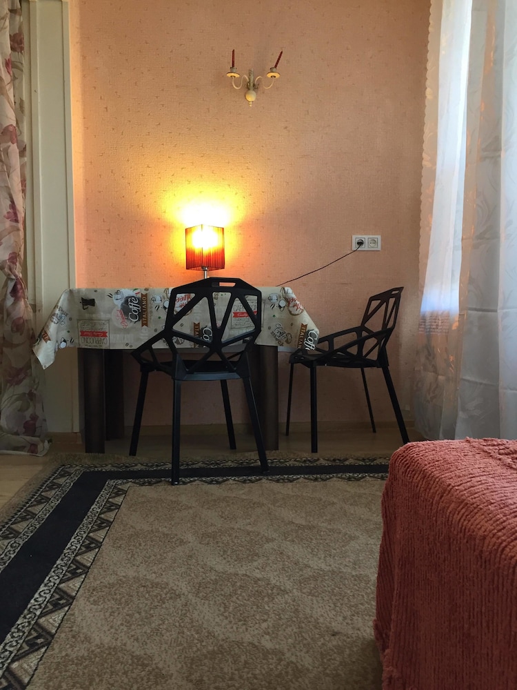 Apartment on Dimitri Uznaze view 4