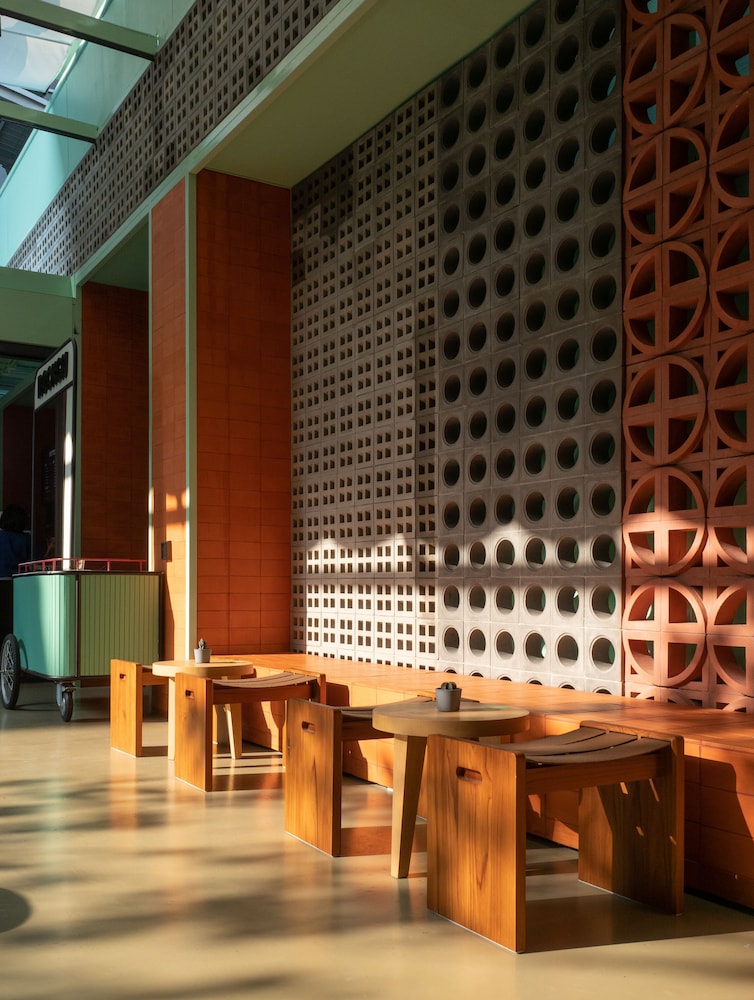 Lub d Bangkok Siam – New Look, Across from MBK & Skytrain Access