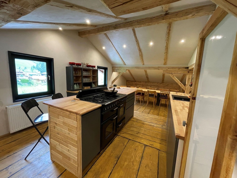 Spacious Holiday Home in Mayrhofen With hot tub