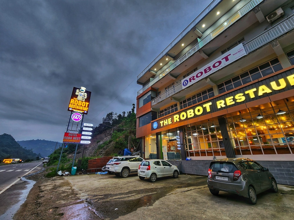 Hotel Robo Nest