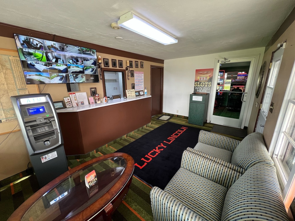 Budget Host Inn - Property Image 24
