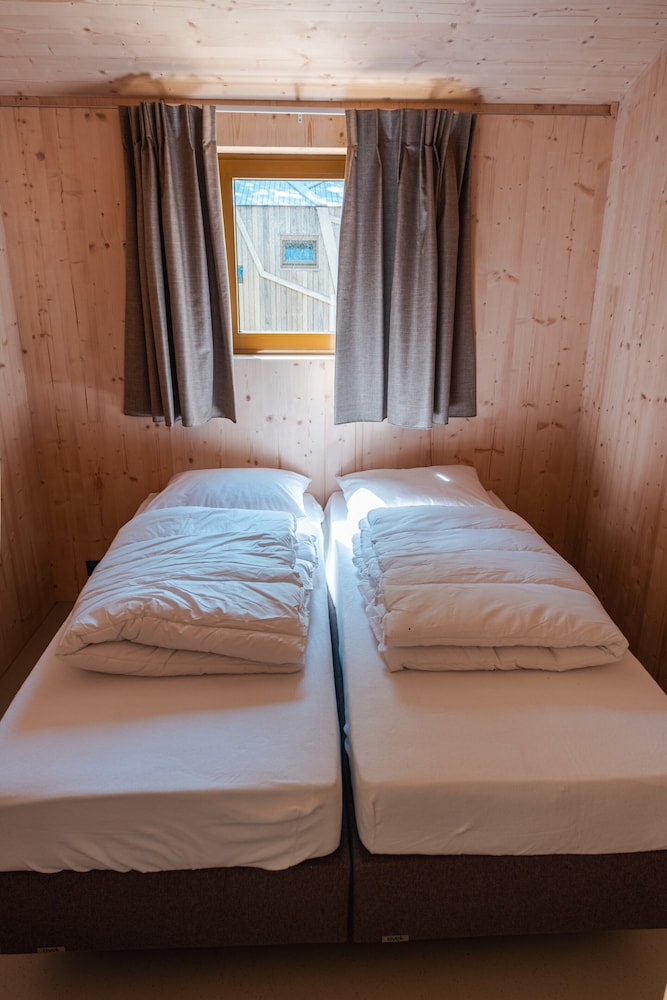 Holiday Home in Friesland With Greenhouse Charm
