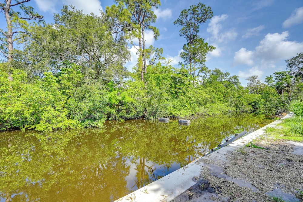 3 Mi to Naples Beach: Luxurious Home w/ Pool!