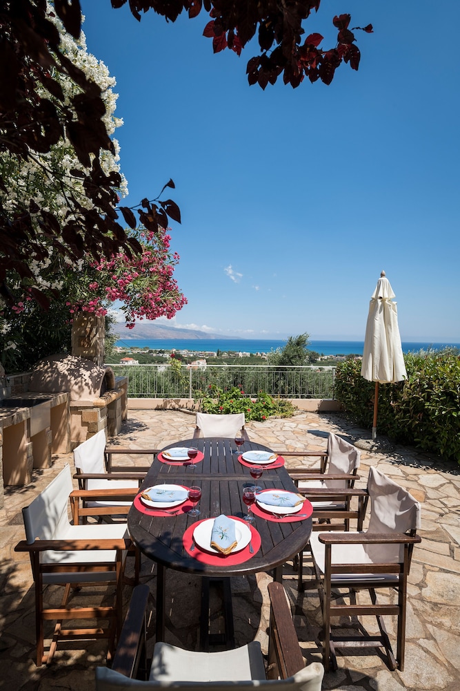 Caneva Luxury Villa
