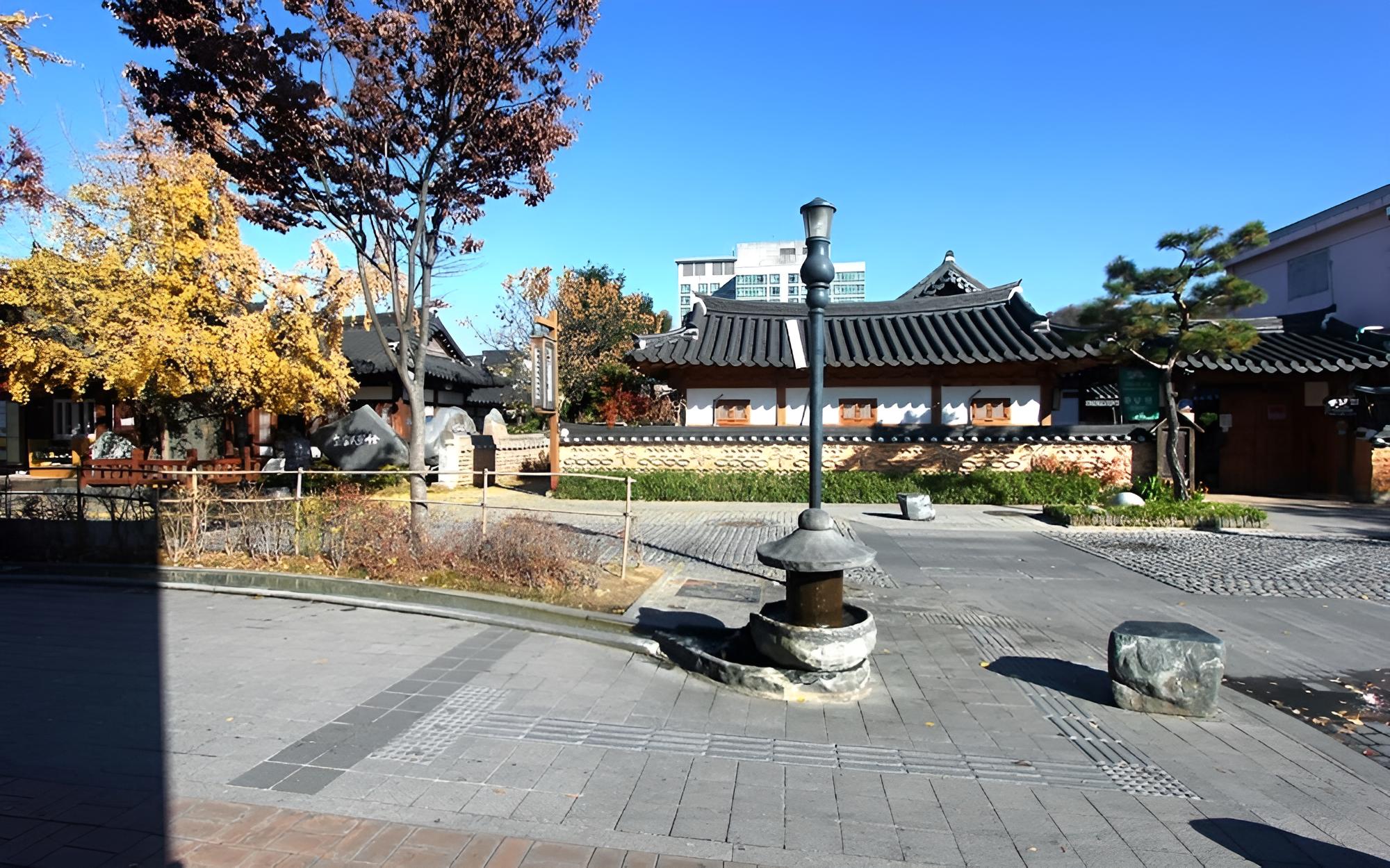 Jeonju Pungnamheon Hanok Stay view 3