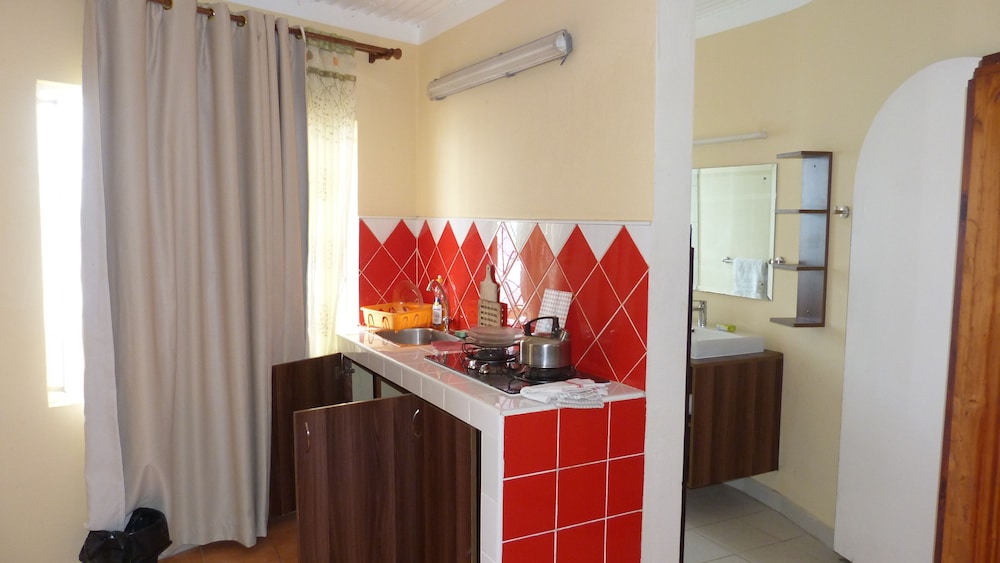 Le Cactus Guesthouse