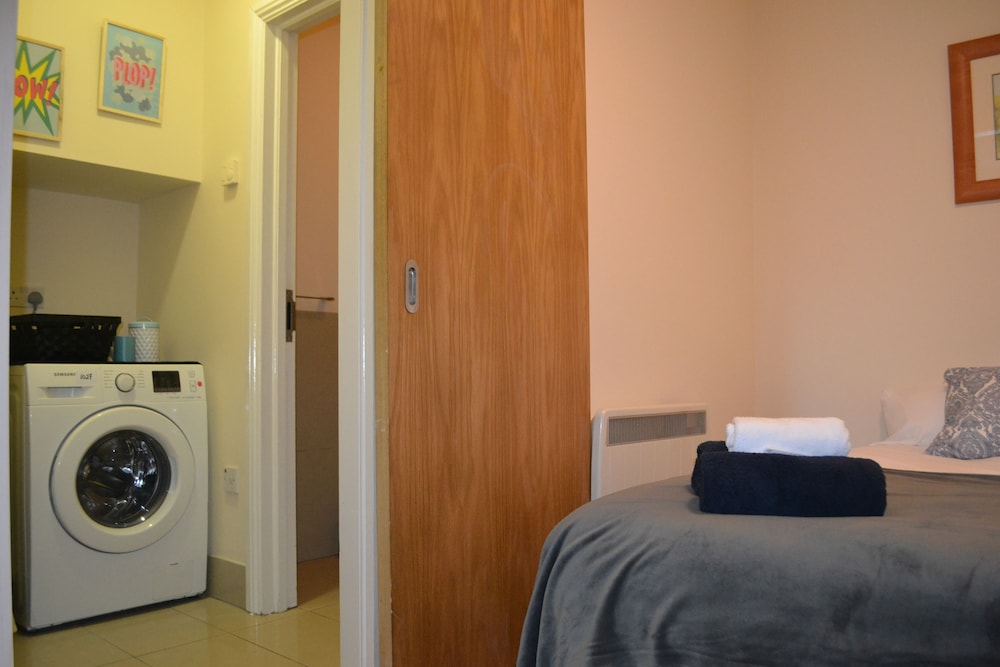 Cozy Modern Bedroom Apartment City L1